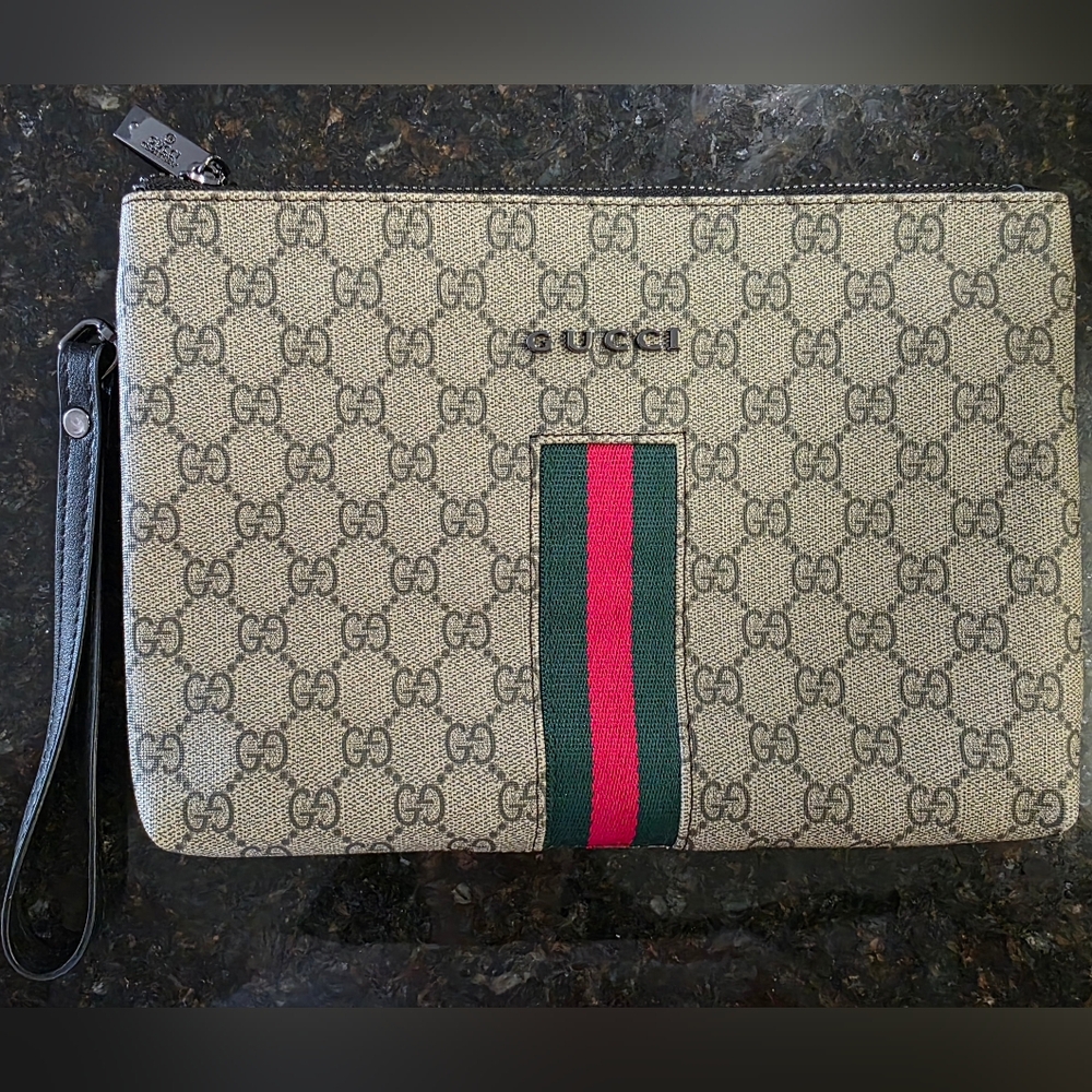 GG "INSPIRED" WRISTLET 🤩✨️..READ ⬇️